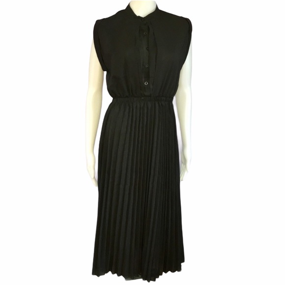 NWT Ouzhuoni Brand Button Top Pleated Maxi Dress L - Picture 5 of 6